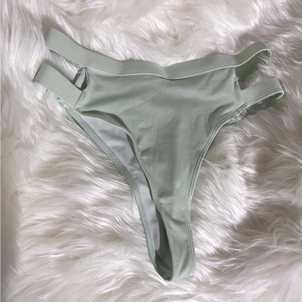 Shein high rise bikini bottom size L